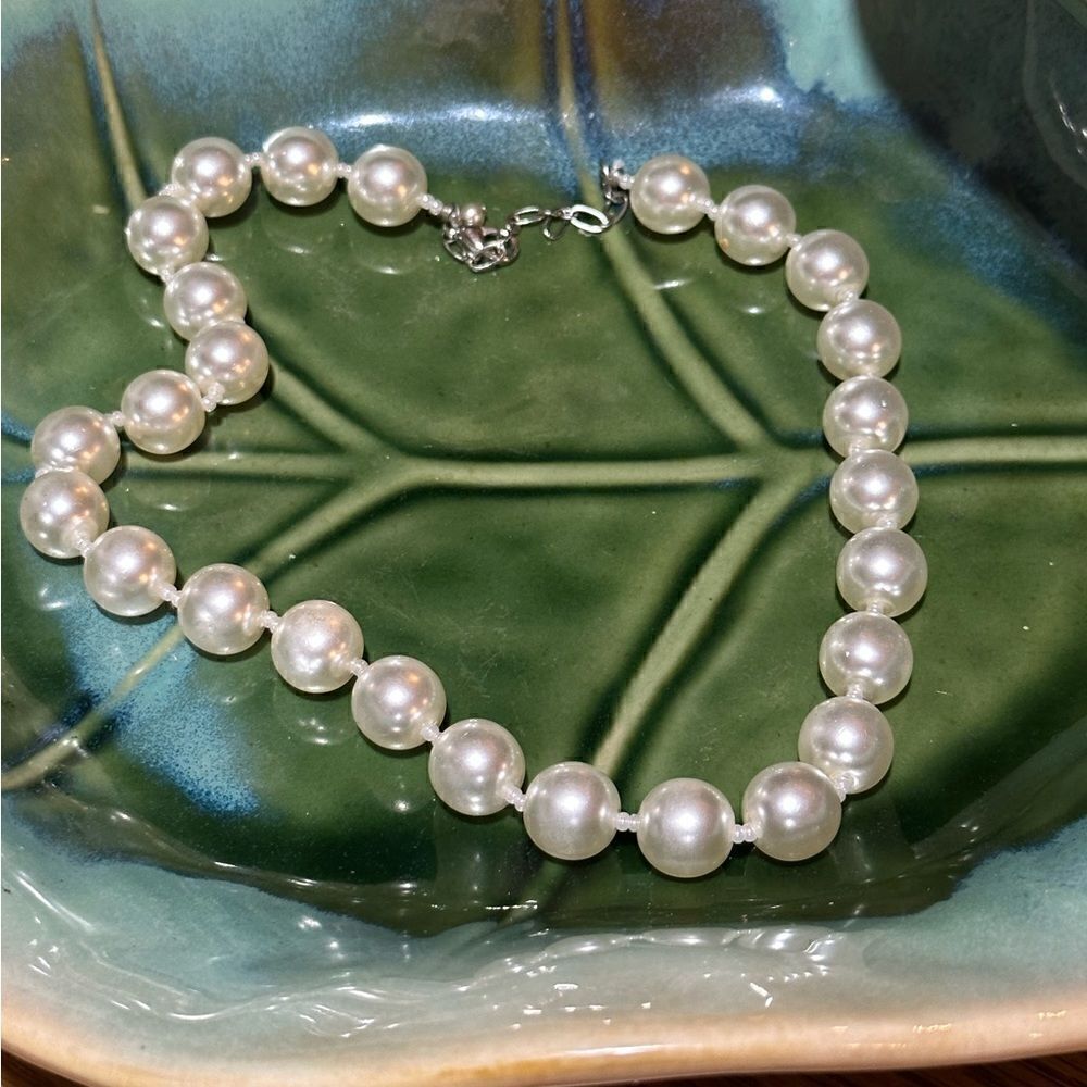 Beautiful Glass Pearls 14” Strand